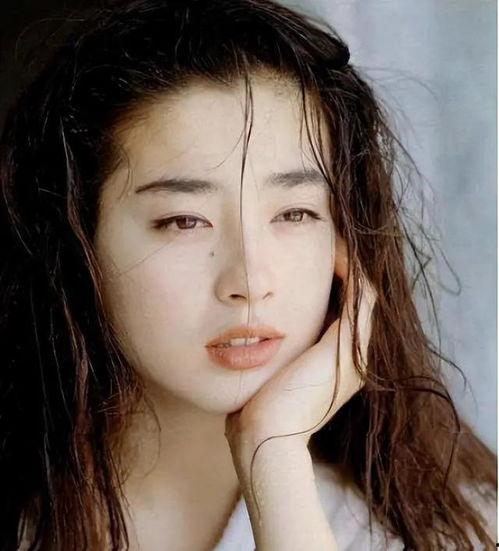 日本70后的女优,岁月沉淀下的美丽与魅力